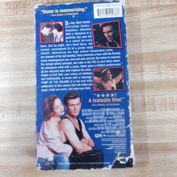 Pump Up the Volume 1990 VHS Christian Slater Samantha Mathis Seth Green Zappa - Picture 5 of 12